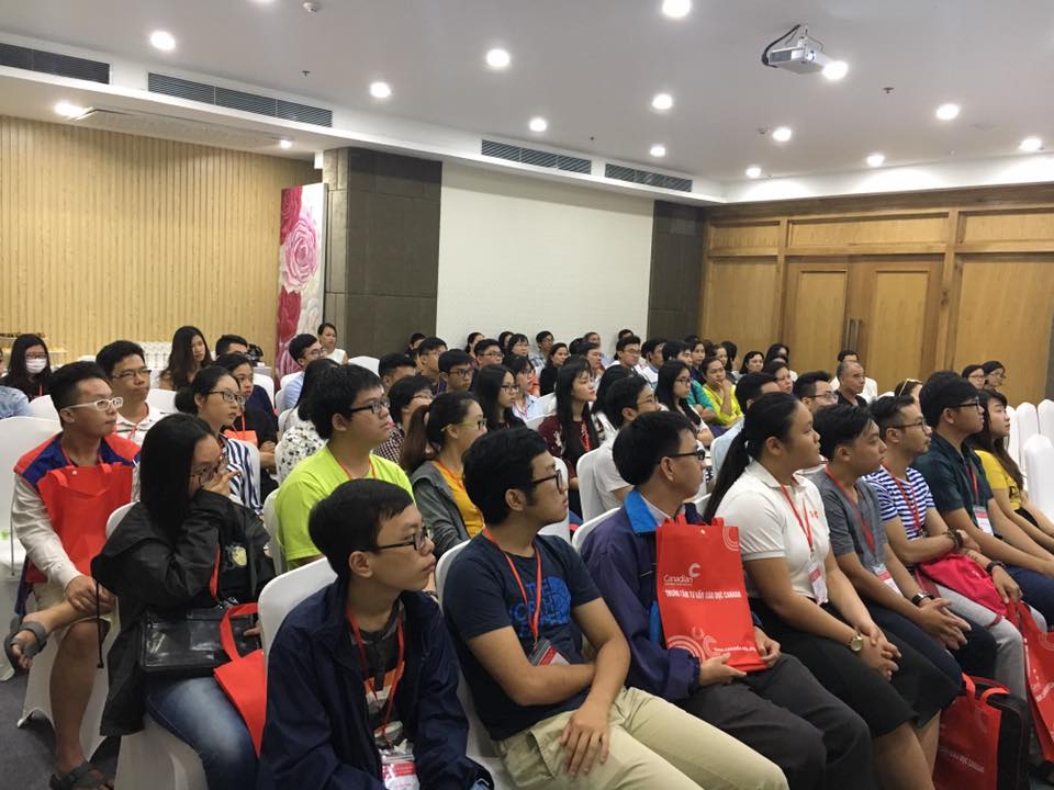 Hình ảnh tại buổi Định hướng "Chuẩn bị hành trang du học Canada" 2 PDO1