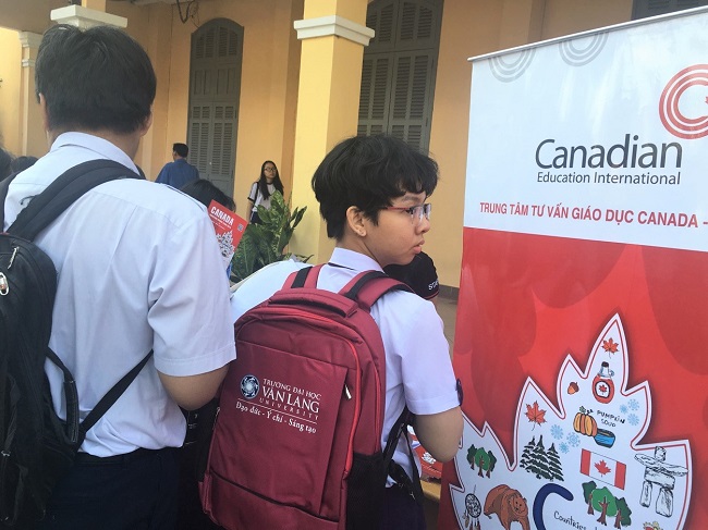 CEI Hồ Chí Minh: Tham dự "Ngày hội tuyển sinh năm 2019" 4 B600A2C3 5773 459B AA69 9DAF02756189