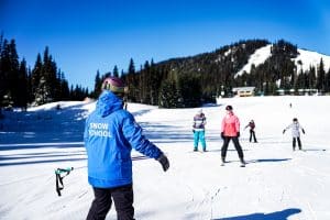 Thông tin Shawnigan Lake School: Ngành, học phí & đánh giá 6 2024.02.15 skiweek wednesday ski week